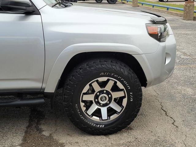 Used 2017 Toyota 4Runner SR5 image 7