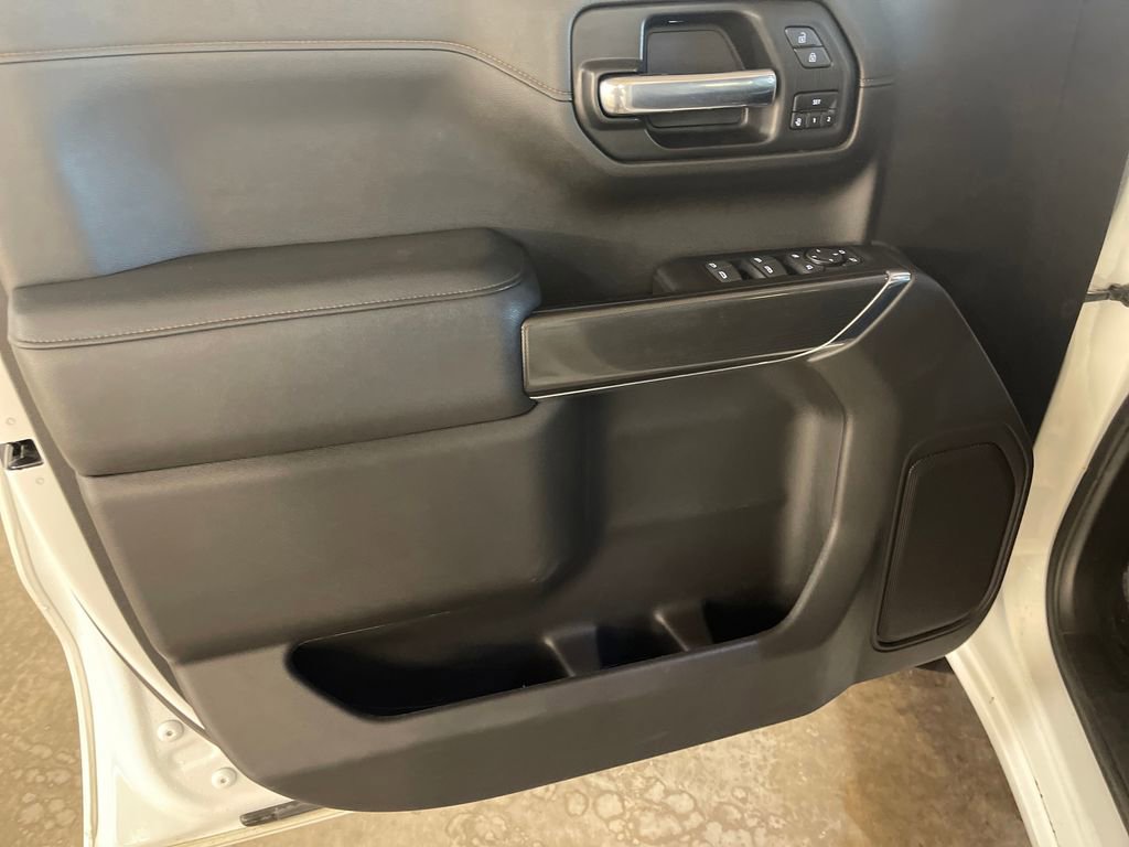 Used 2022 GMC Sierra 1500 AT4 AWD/4WD image 15