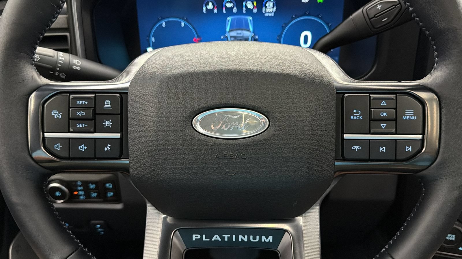 Used 2026 Ford F450 Platinum w/ FX4 Off-Road Package AWD/4WD image 29