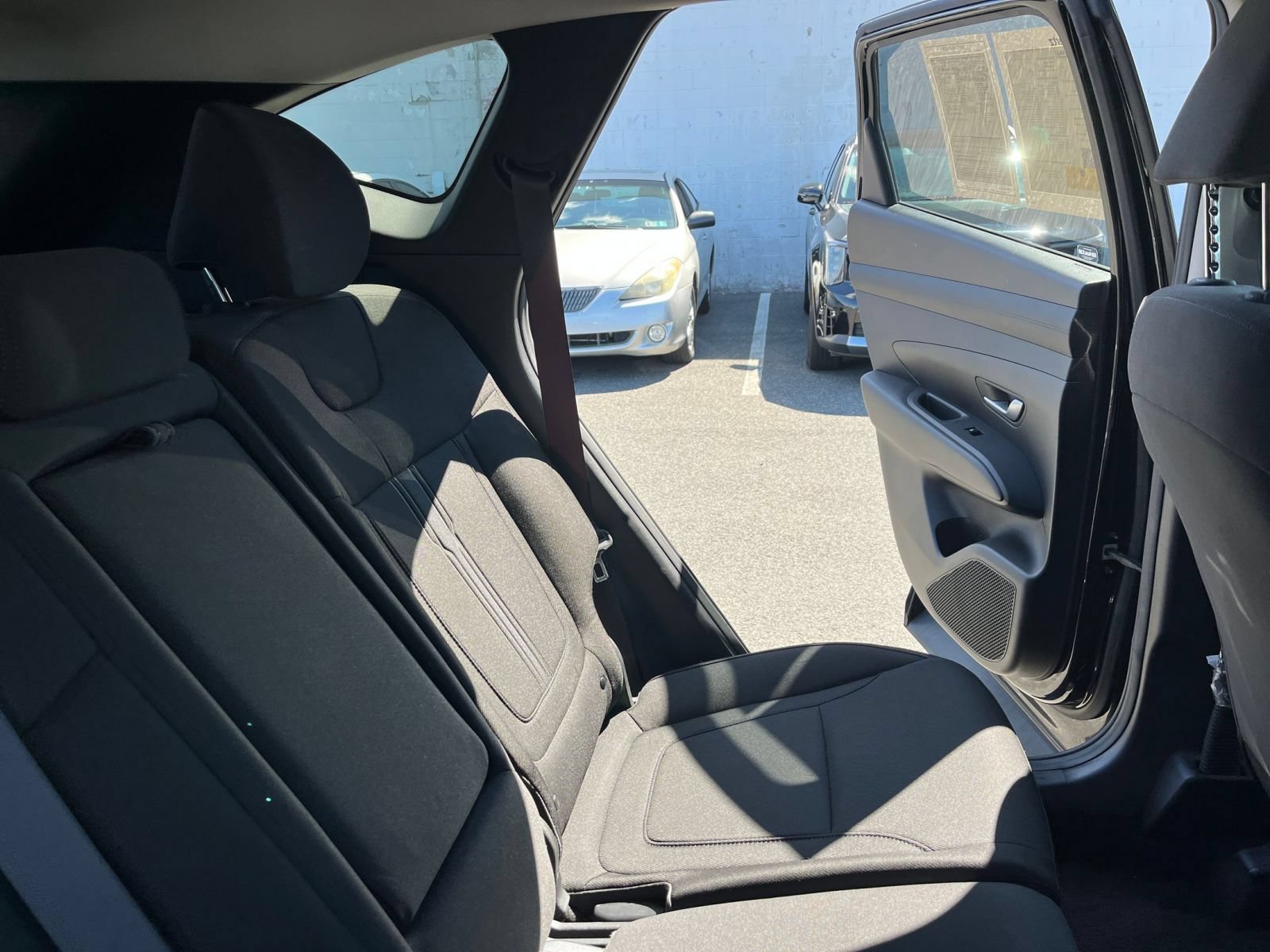 Used 2025 Hyundai Tucson SEL AWD/4WD image 38