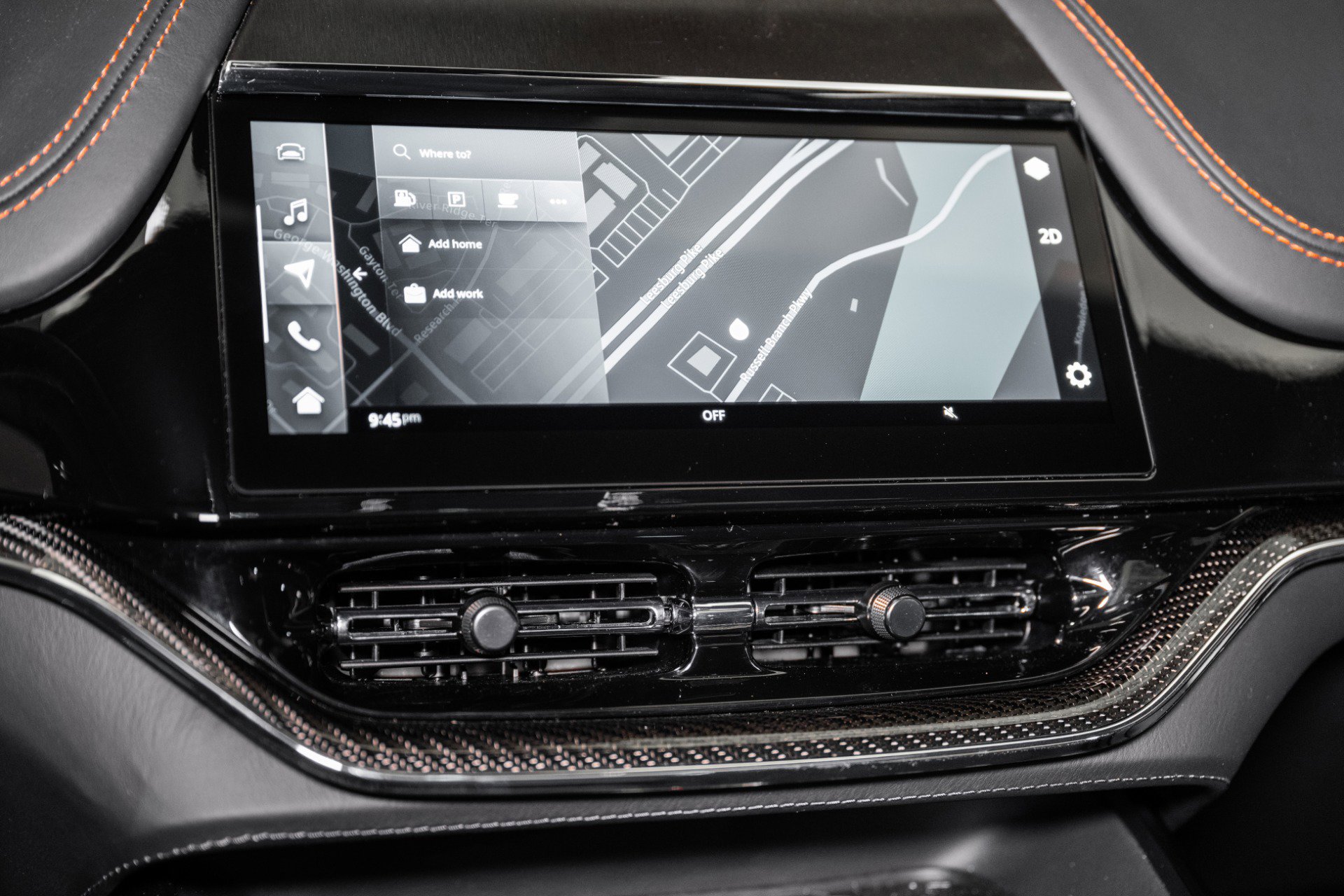 Used 2025 Aston Martin DBX 707 image 32