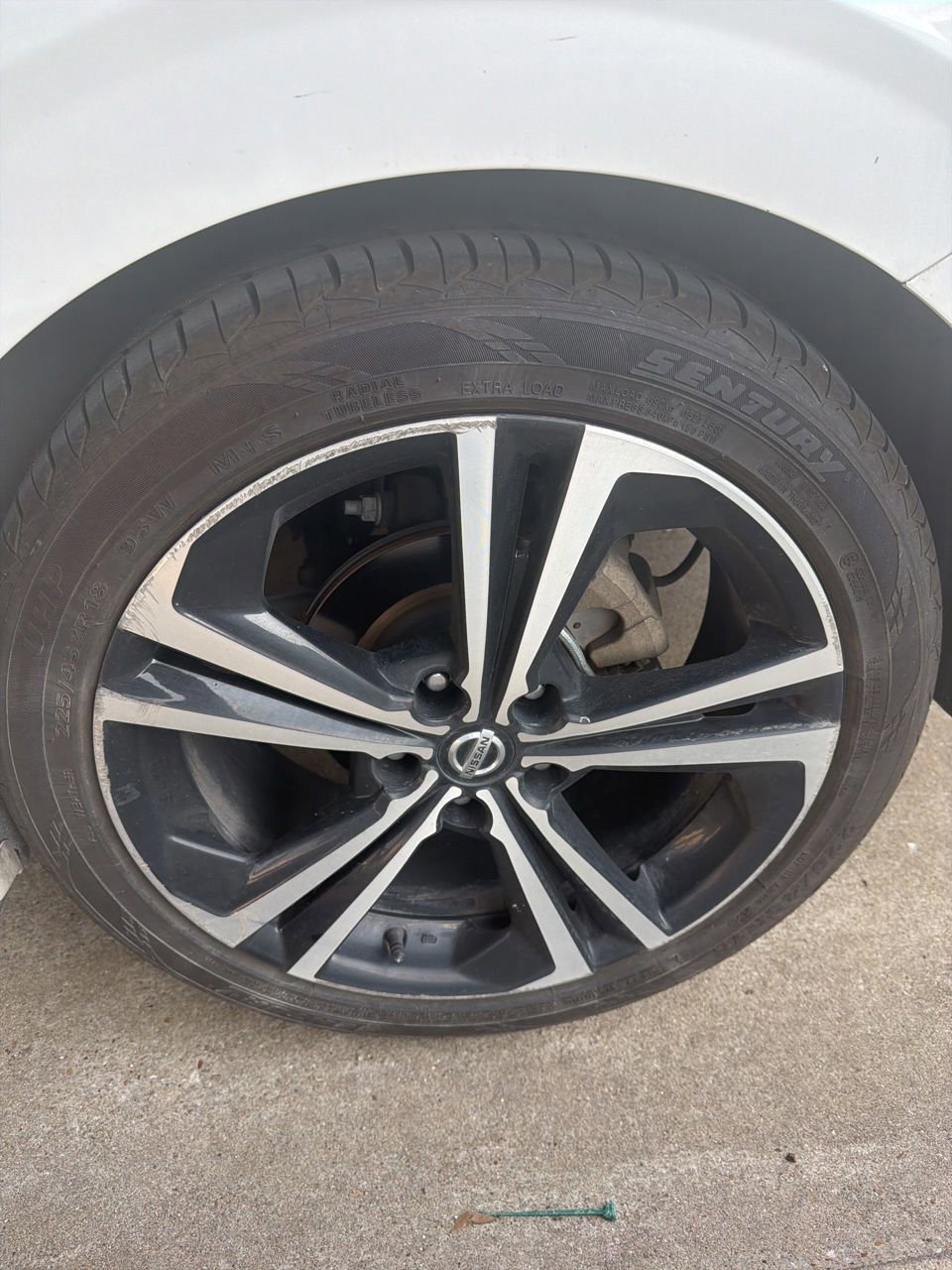 Used 2021 Nissan Sentra SR FWD image 33