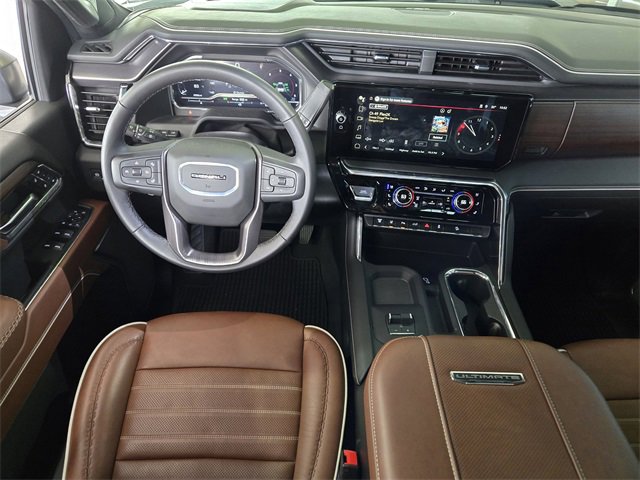 Used 2025 GMC Sierra 3500 Denali Ultimate image 25