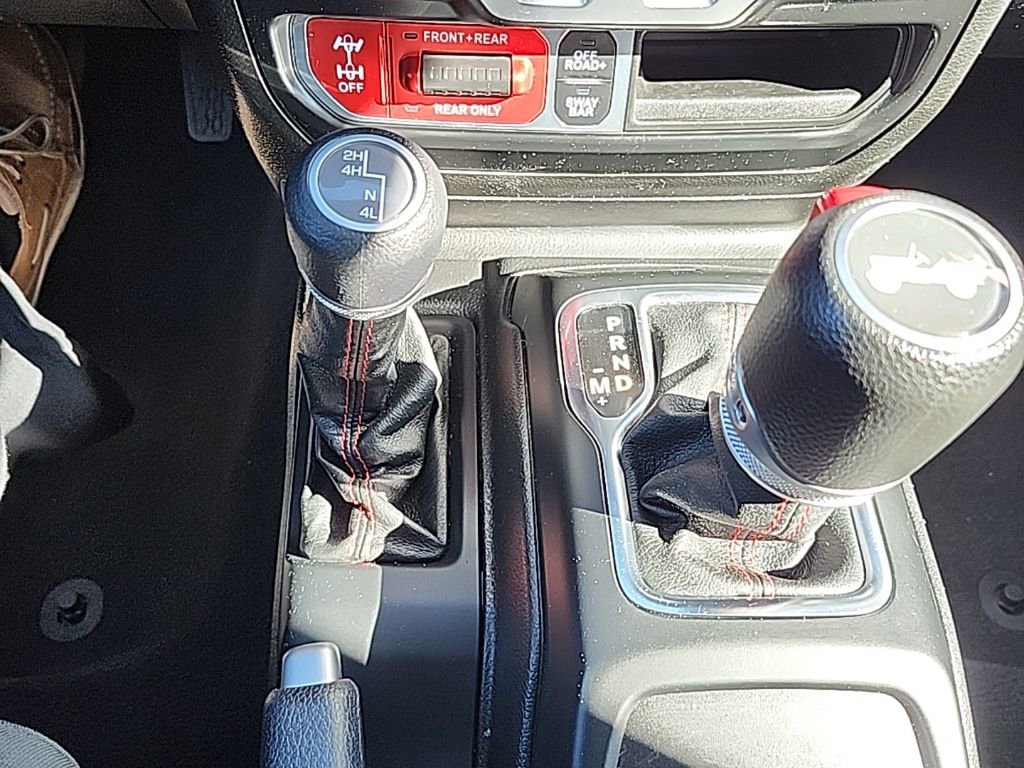 Certified 2021 Jeep Wrangler Rubicon w/ Cold Weather Group image 28