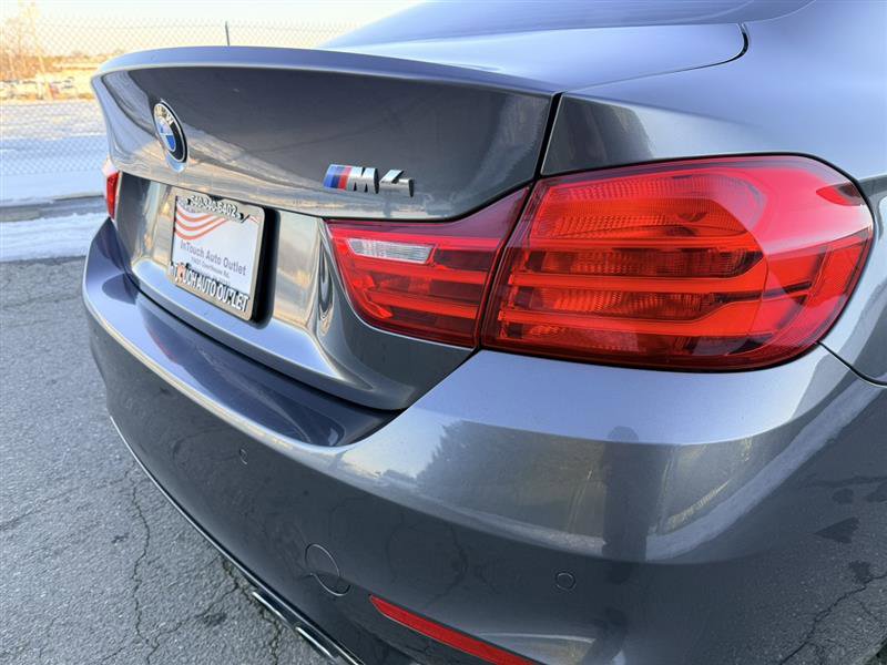 Used 2016 BMW M4 Coupe image 10