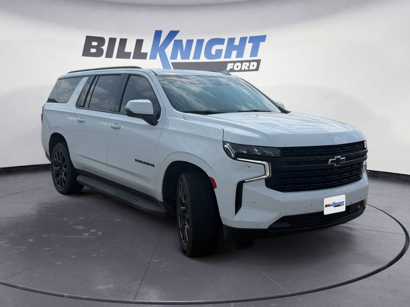 Used 2023 Chevrolet Suburban RST w/ Sport Performance Package AWD/4WD image 7