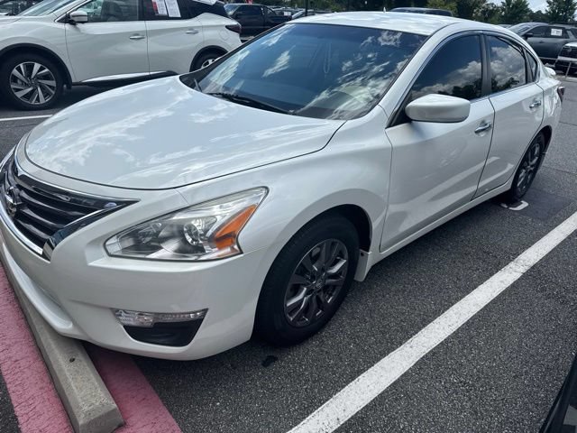 Used 2015 Nissan Altima 2.5 S w/ Special Edition Package FWD video 2