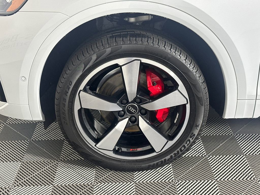 Used 2024 Audi Q5 2.0T Prestige image 11