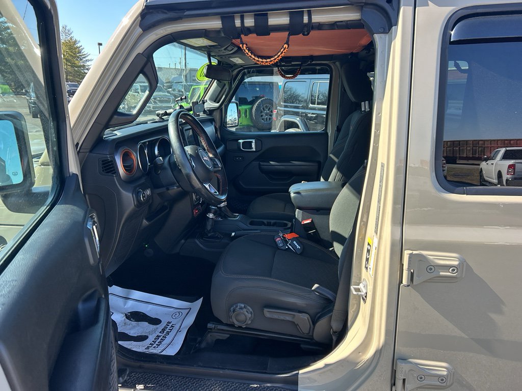 Used 2020 Jeep Gladiator Mojave image 17