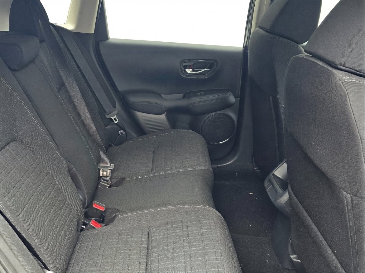 New 2027 Honda HR-V LX image 32