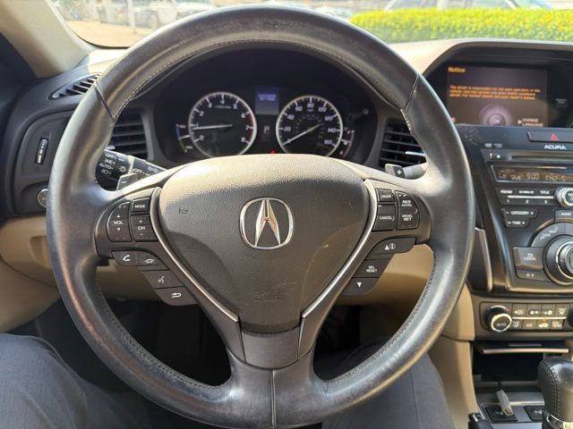 Used 2014 Acura ILX Hybrid w/ Technology Package FWD image 11