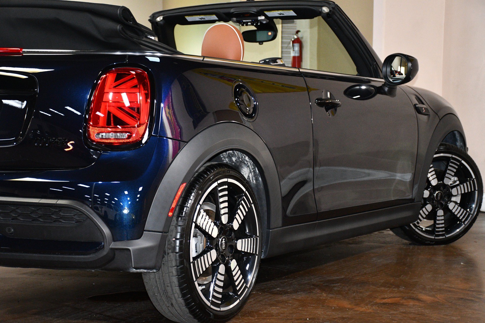 Used 2023 MINI Cooper S FWD image 56