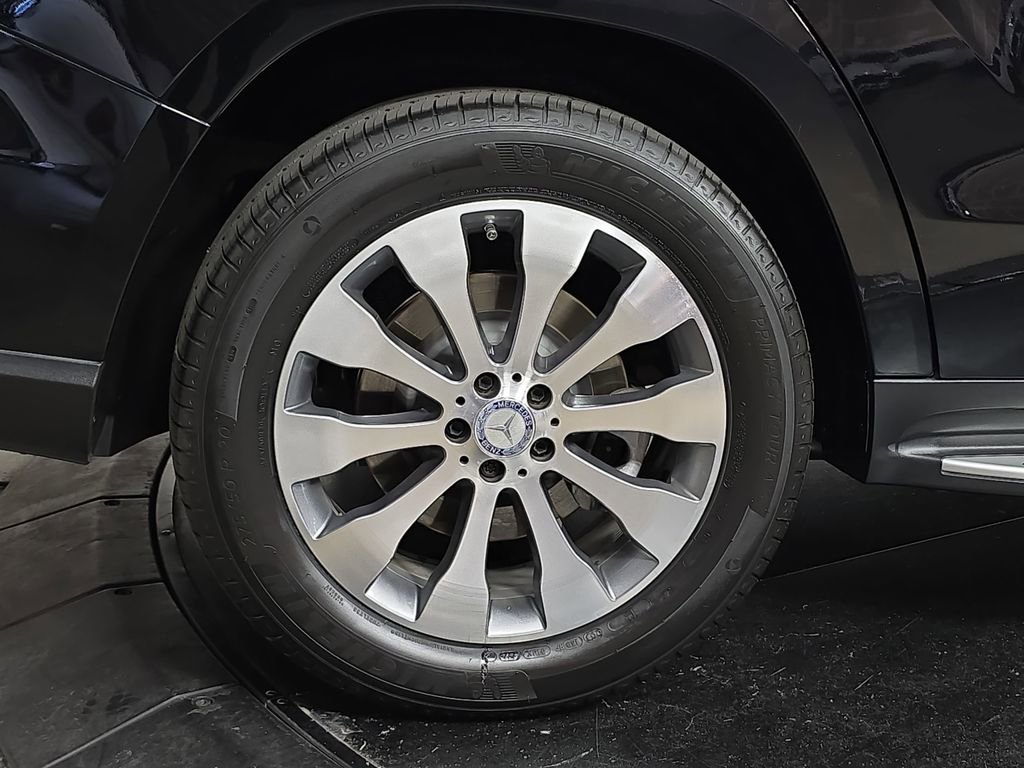 Used 2017 Mercedes-Benz GLS 450 4MATIC image 29
