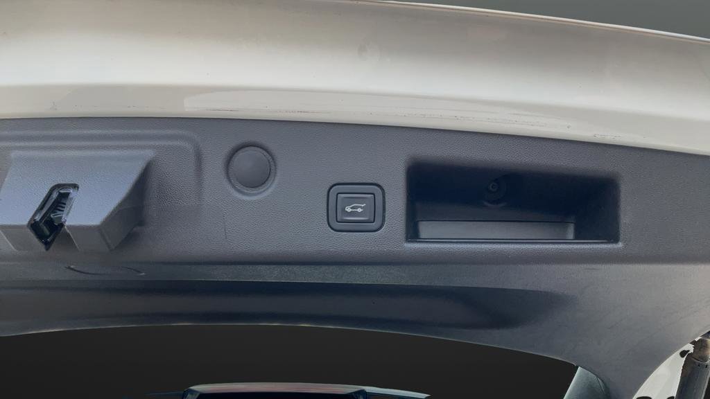 Certified 2022 Chevrolet Equinox Premier AWD/4WD image 26