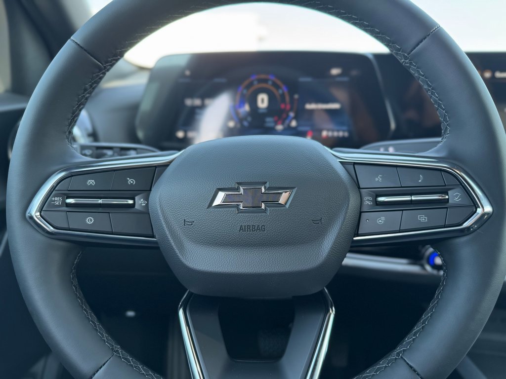 New 2026 Chevrolet Equinox LT w/ Convenience Package II image 13