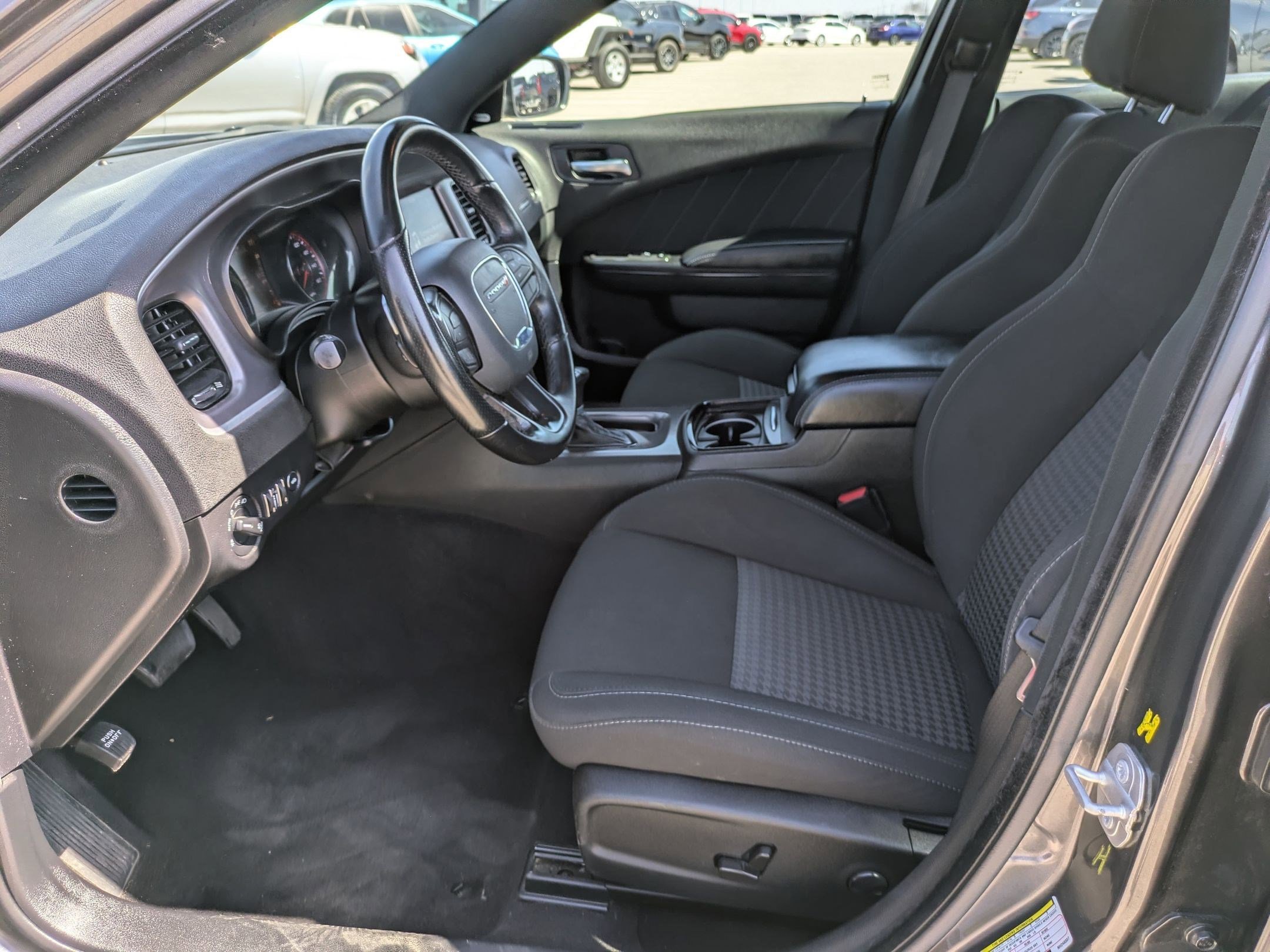 Used 2022 Dodge Charger R/T w/ Blacktop Package image 8