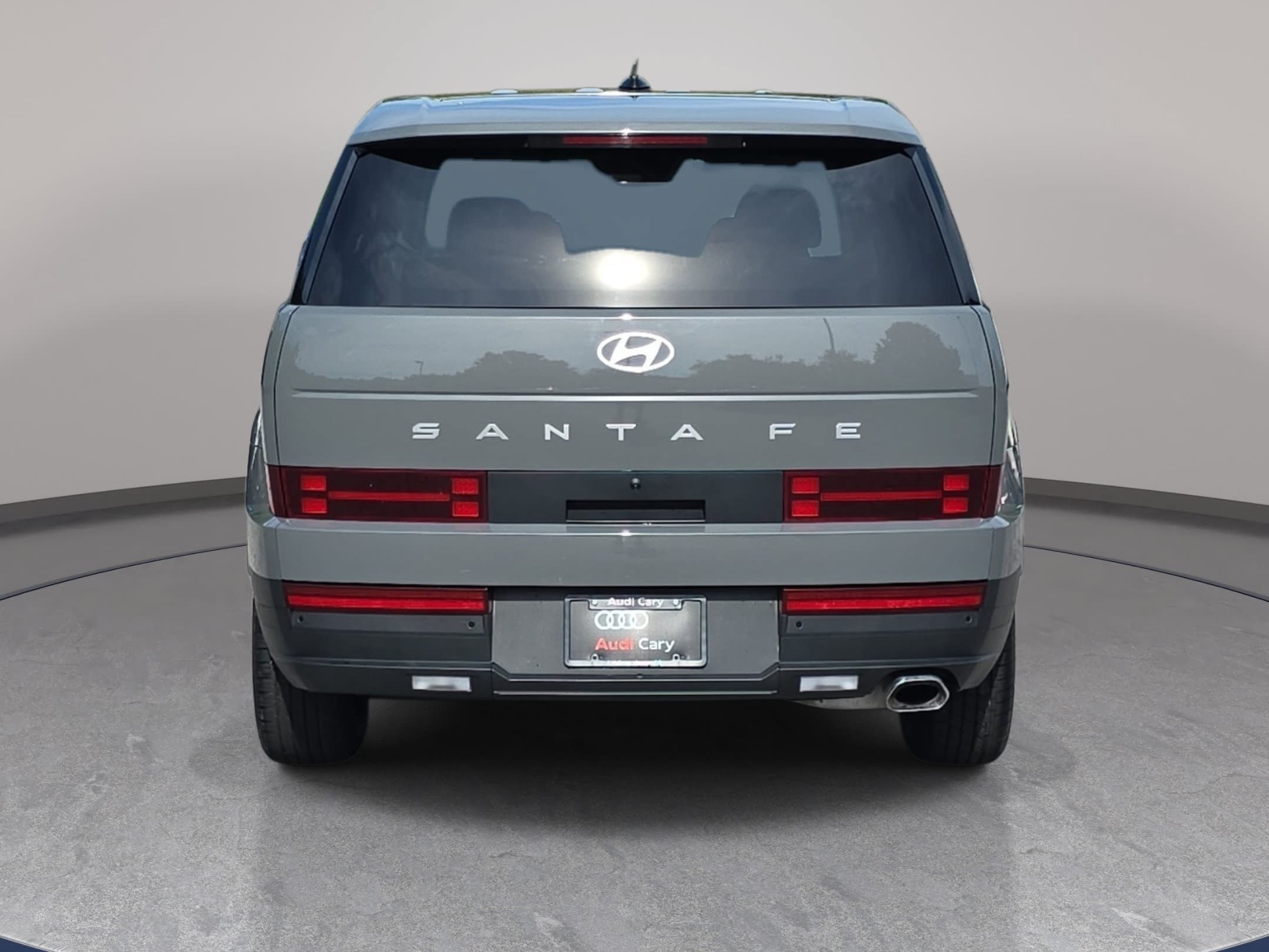 Used 2024 Hyundai Santa Fe SE FWD image 6