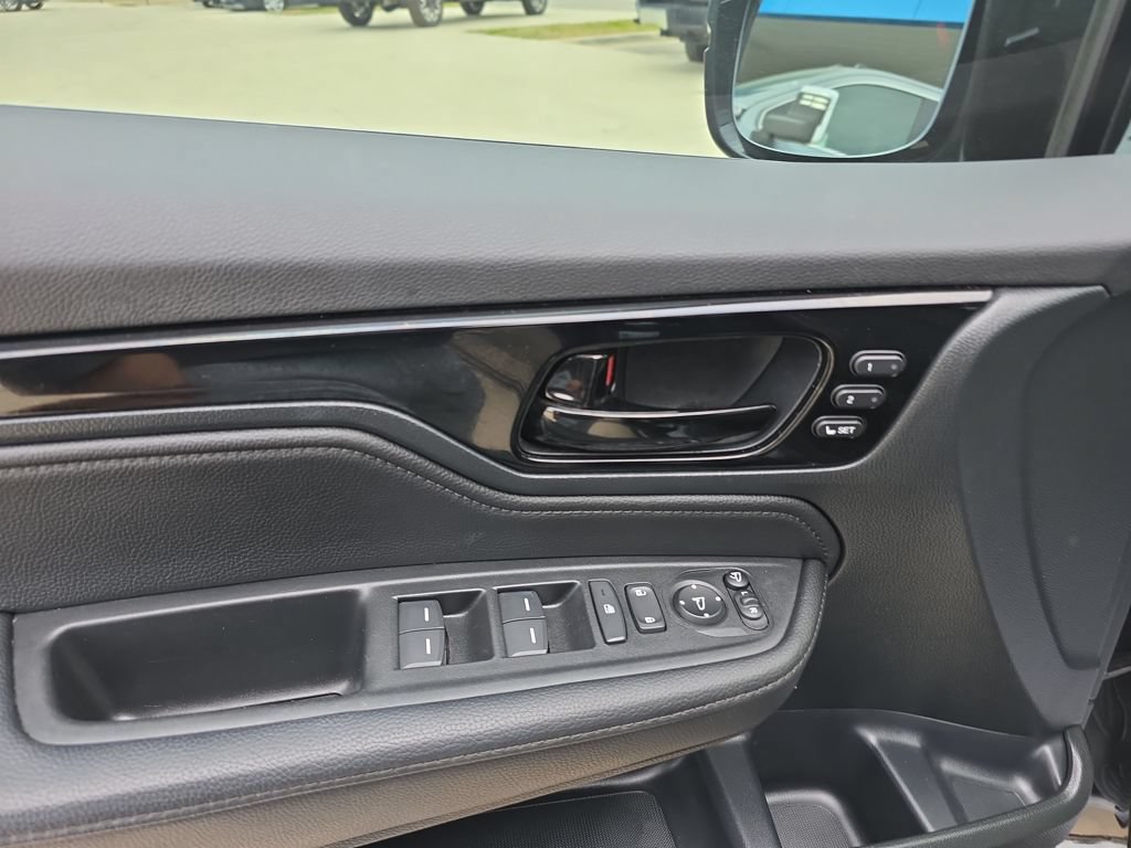 Used 2024 Honda Odyssey Elite image 14