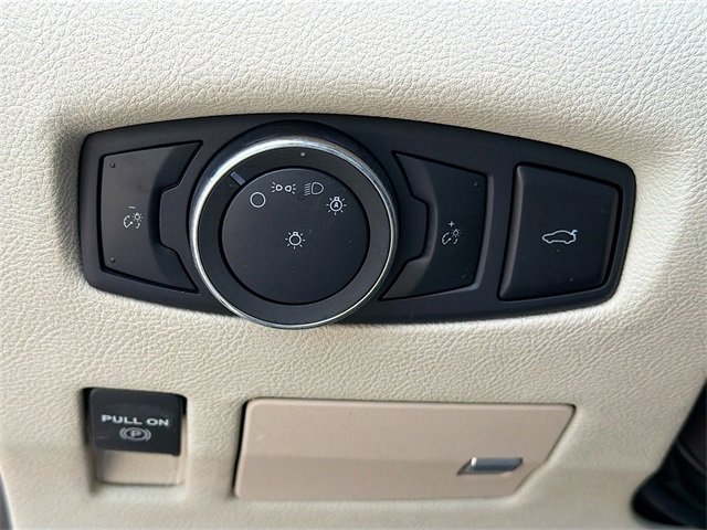 Used 2020 Lincoln Continental AWD image 34