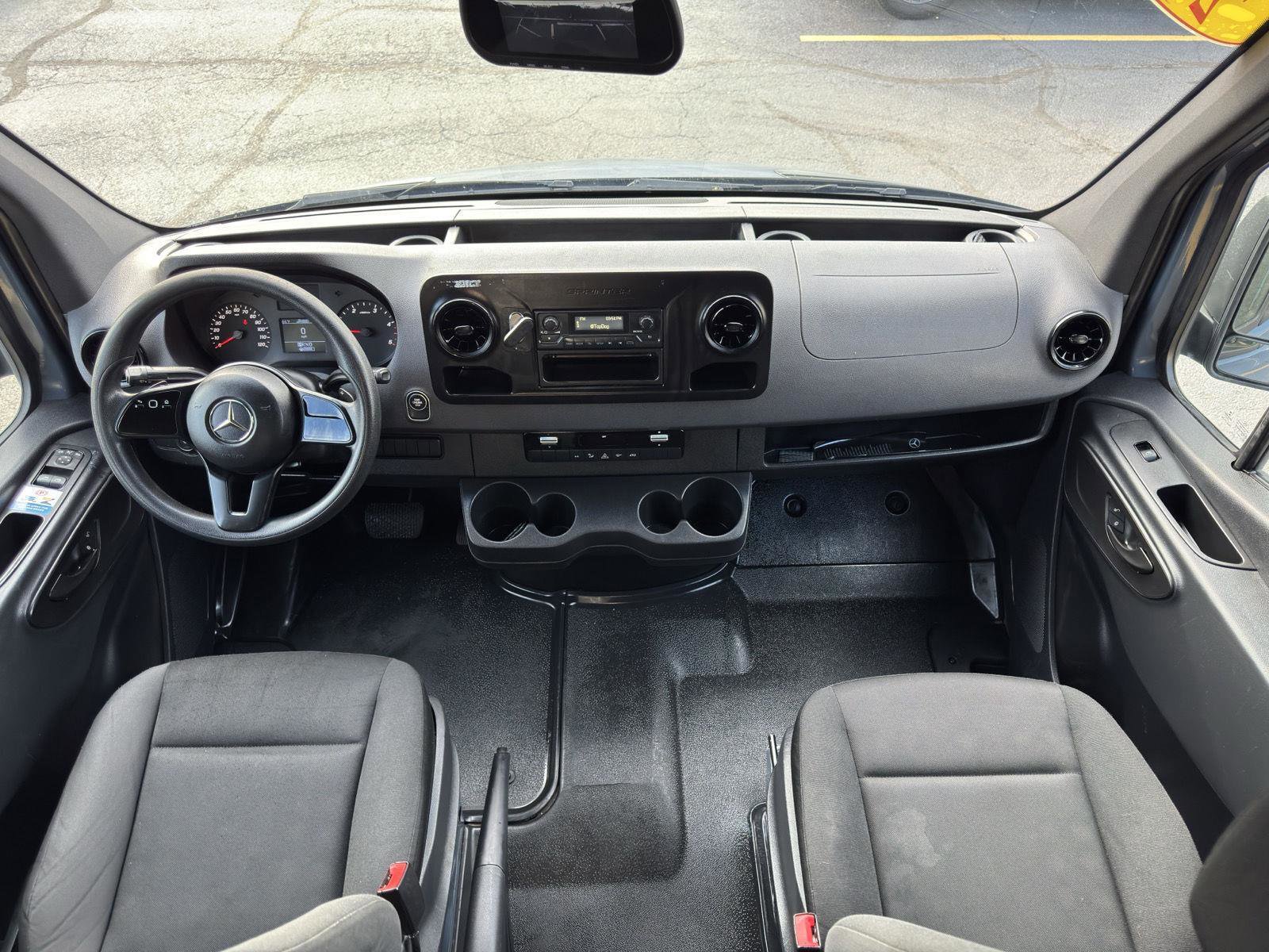 Used 2019 Mercedes-Benz Sprinter 144 image 22