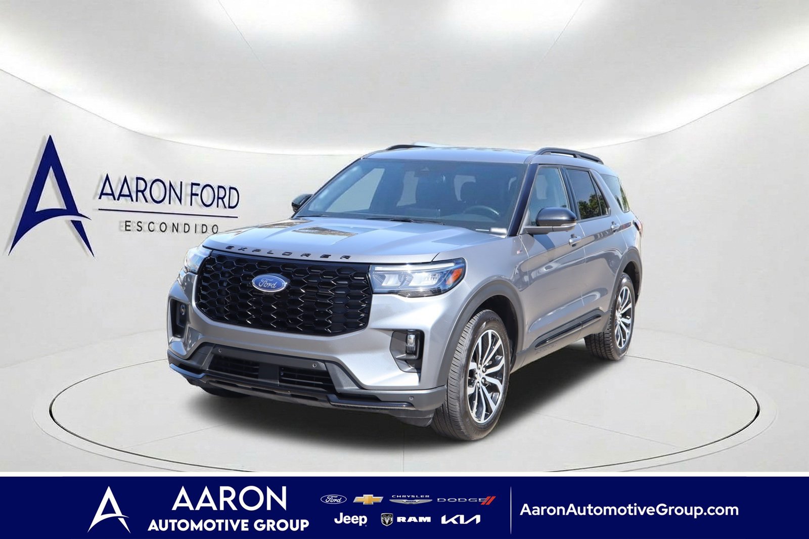 Used 2025 Ford Explorer ST-Line AWD/4WD image 1