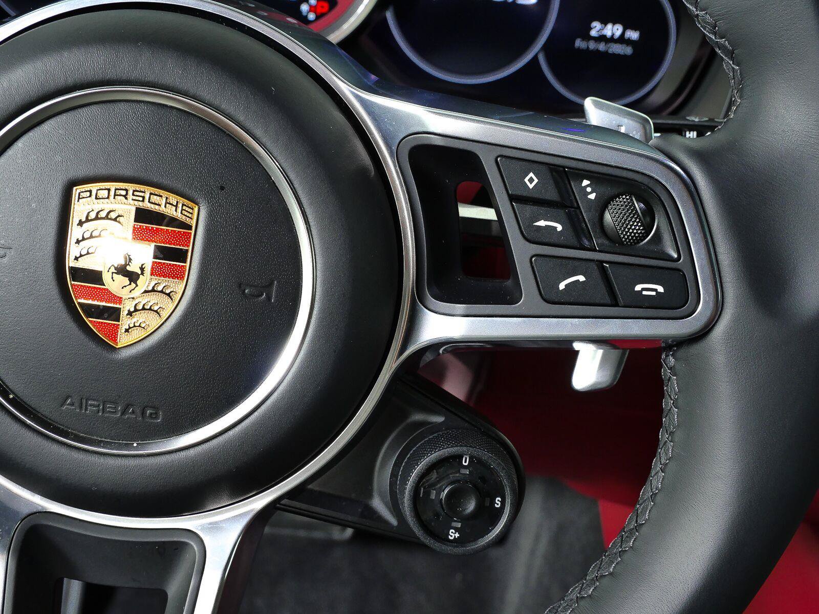 Used 2023 Porsche Cayenne GTS AWD/4WD image 12