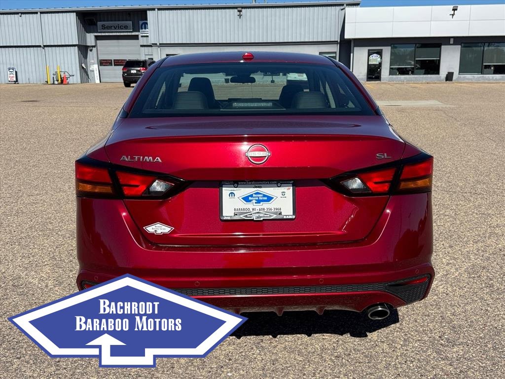 Used 2023 Nissan Altima 2.5 SL image 3