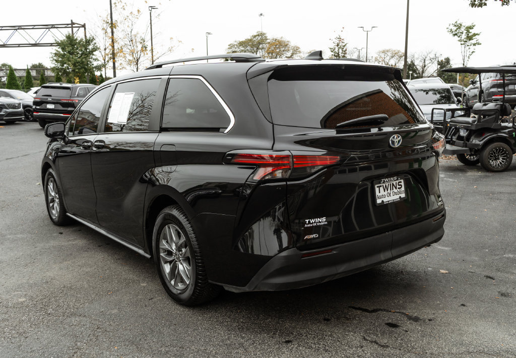 Used 2022 Toyota Sienna LE w/ LE Plus Package AWD/4WD image 35