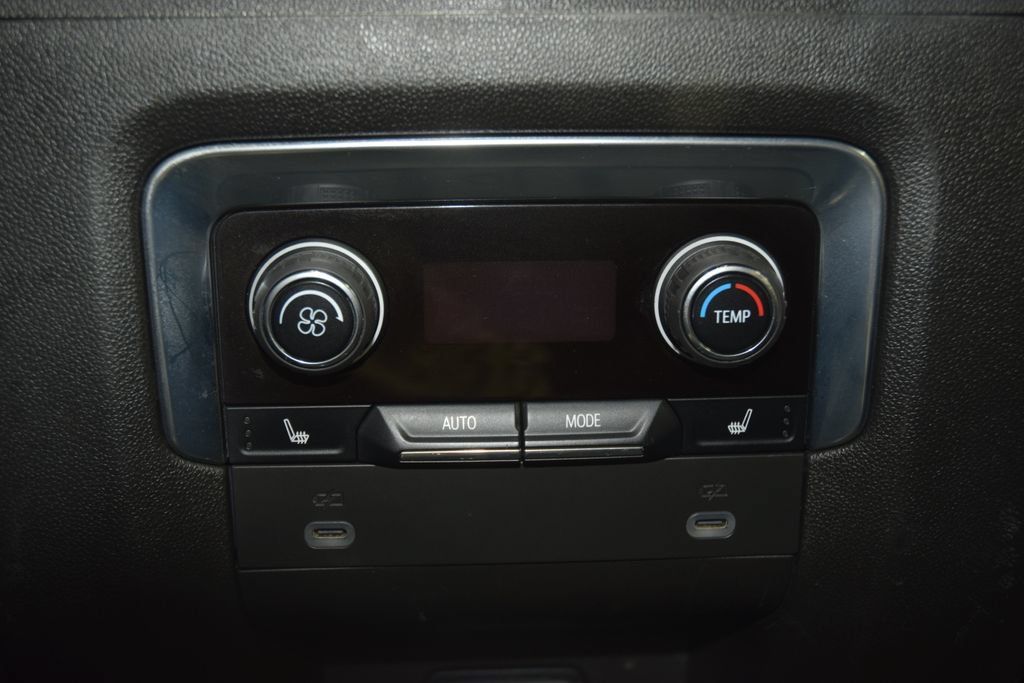 Used 2023 Chevrolet Tahoe High Country AWD/4WD image 43