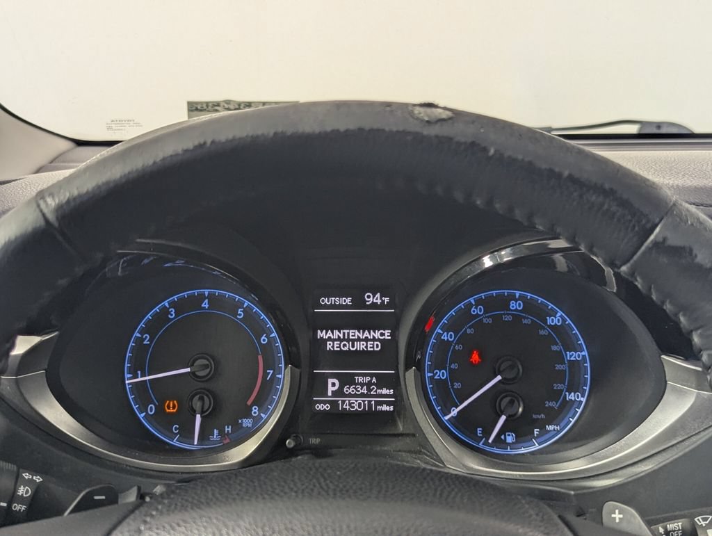 Used 2015 Toyota Corolla S FWD image 16