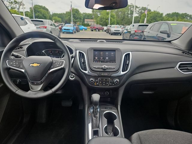 Used 2024 Chevrolet Equinox LT FWD image 12