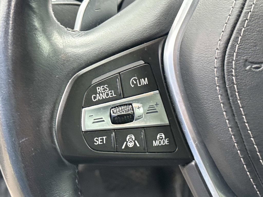 Used 2019 BMW X5 xDrive40i w/ Executive Package AWD/4WD image 25
