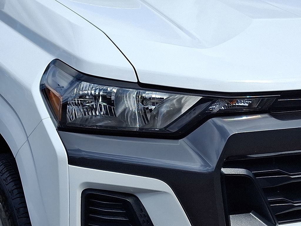 Used 2024 Chevrolet Colorado LT image 10