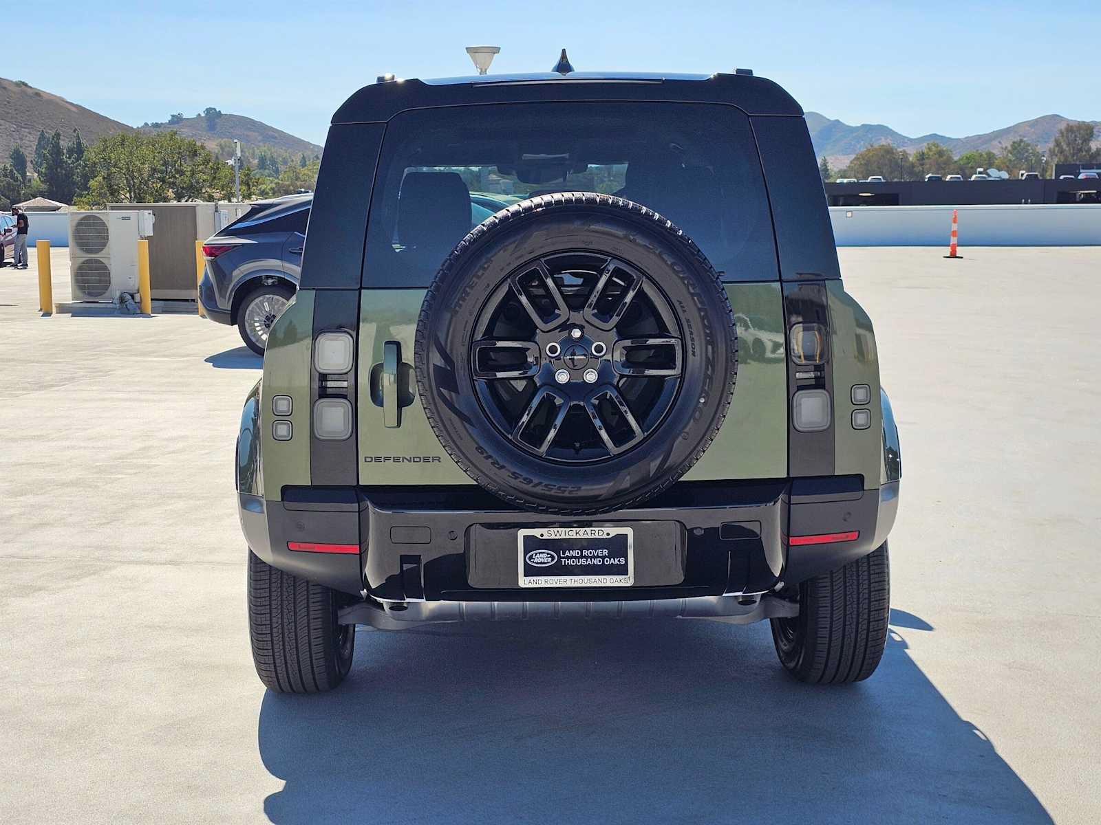 New 2026 Land Rover Defender 110 S AWD/4WD image 4