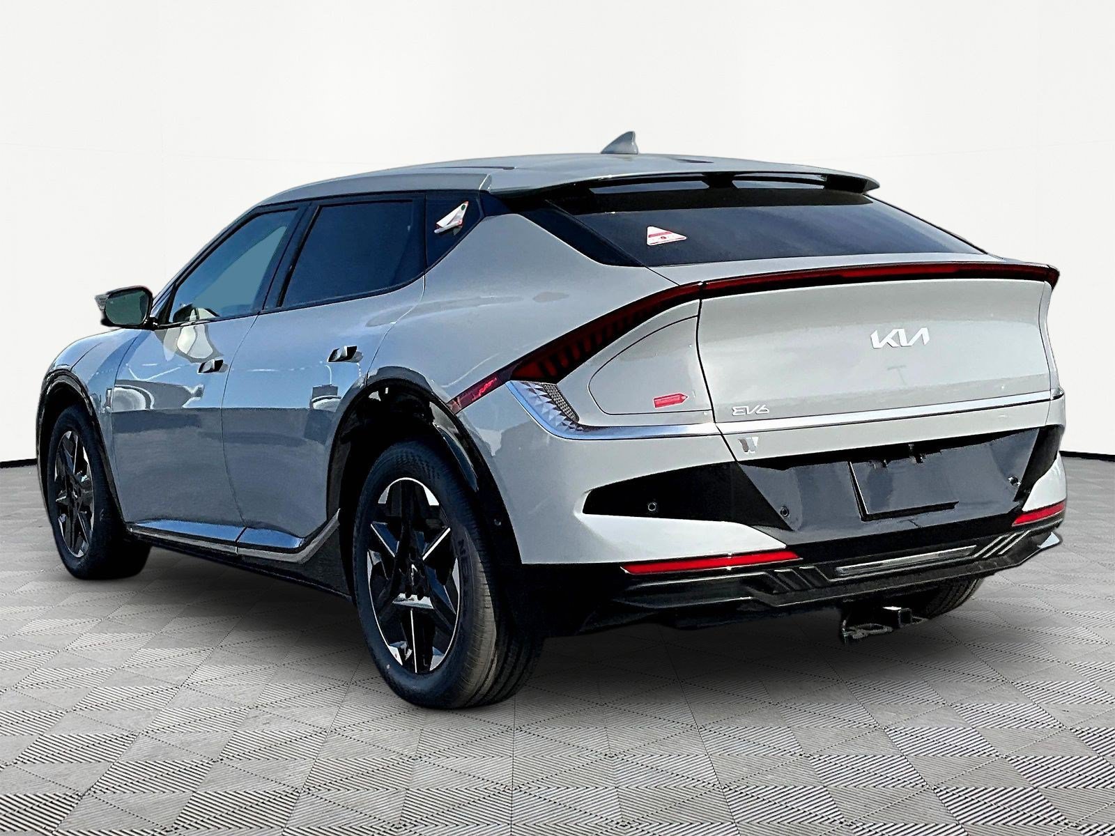 New 2026 Kia EV6 Wind RWD image 4