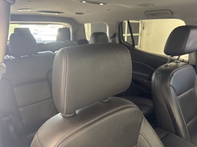 Used 2023 GMC Acadia SLT image 26