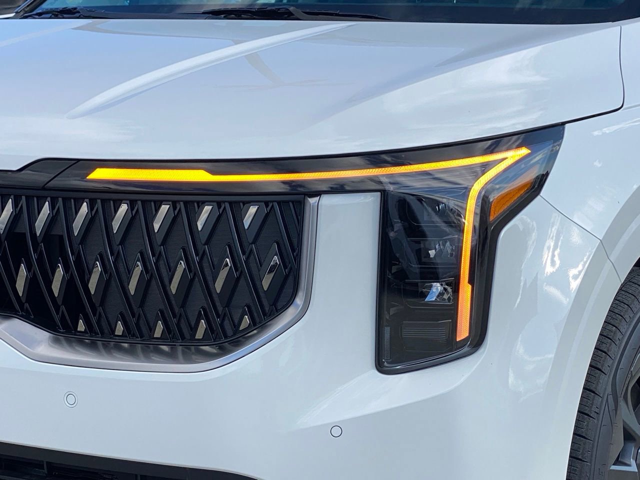 New 2026 Kia Carnival EX image 8