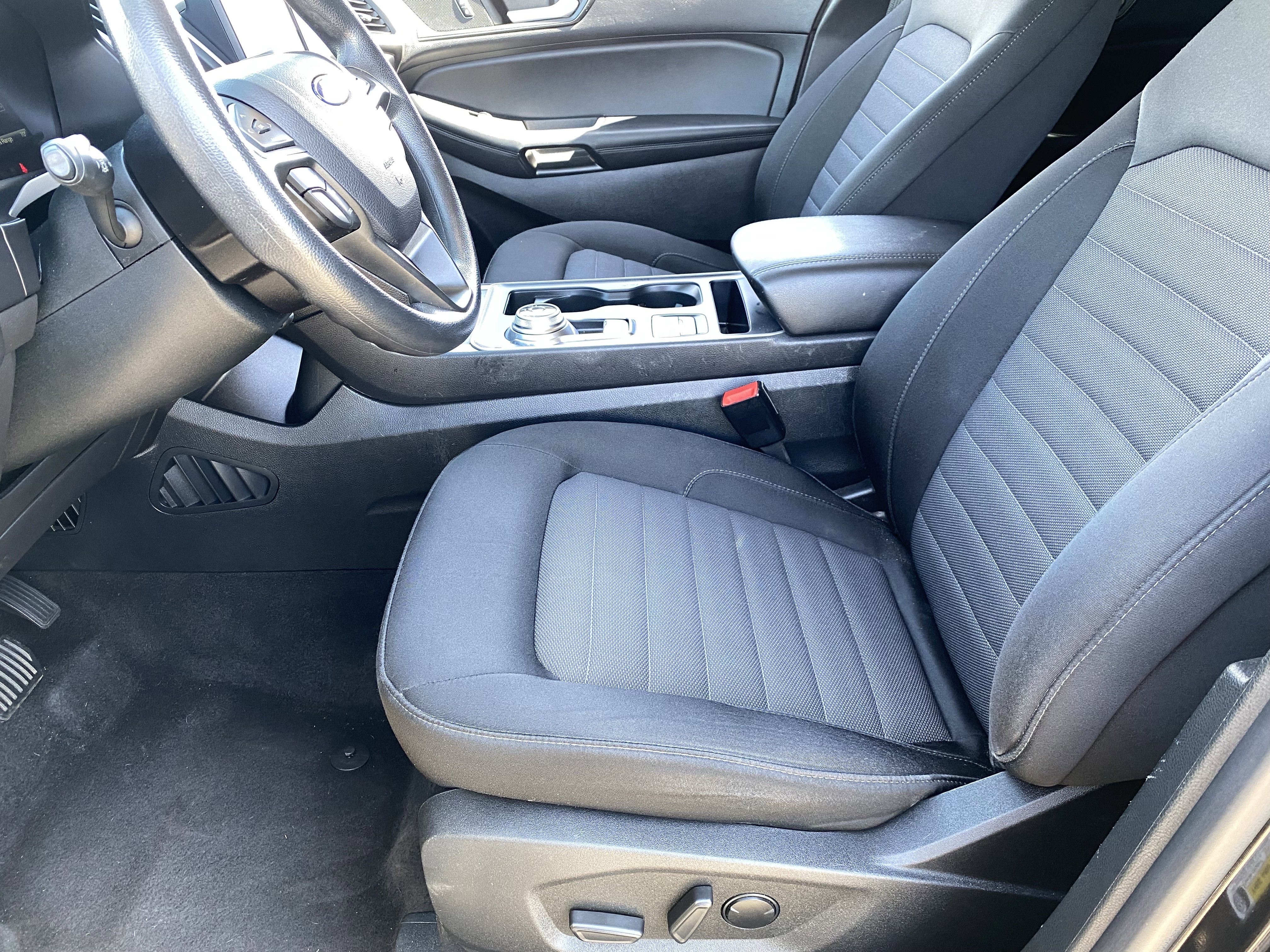 Used 2023 Ford Edge SE AWD/4WD image 17