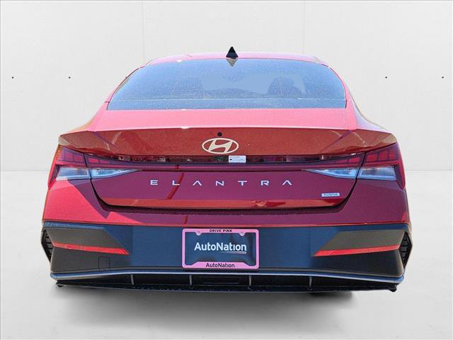 New 2025 Hyundai Elantra Limited image 8