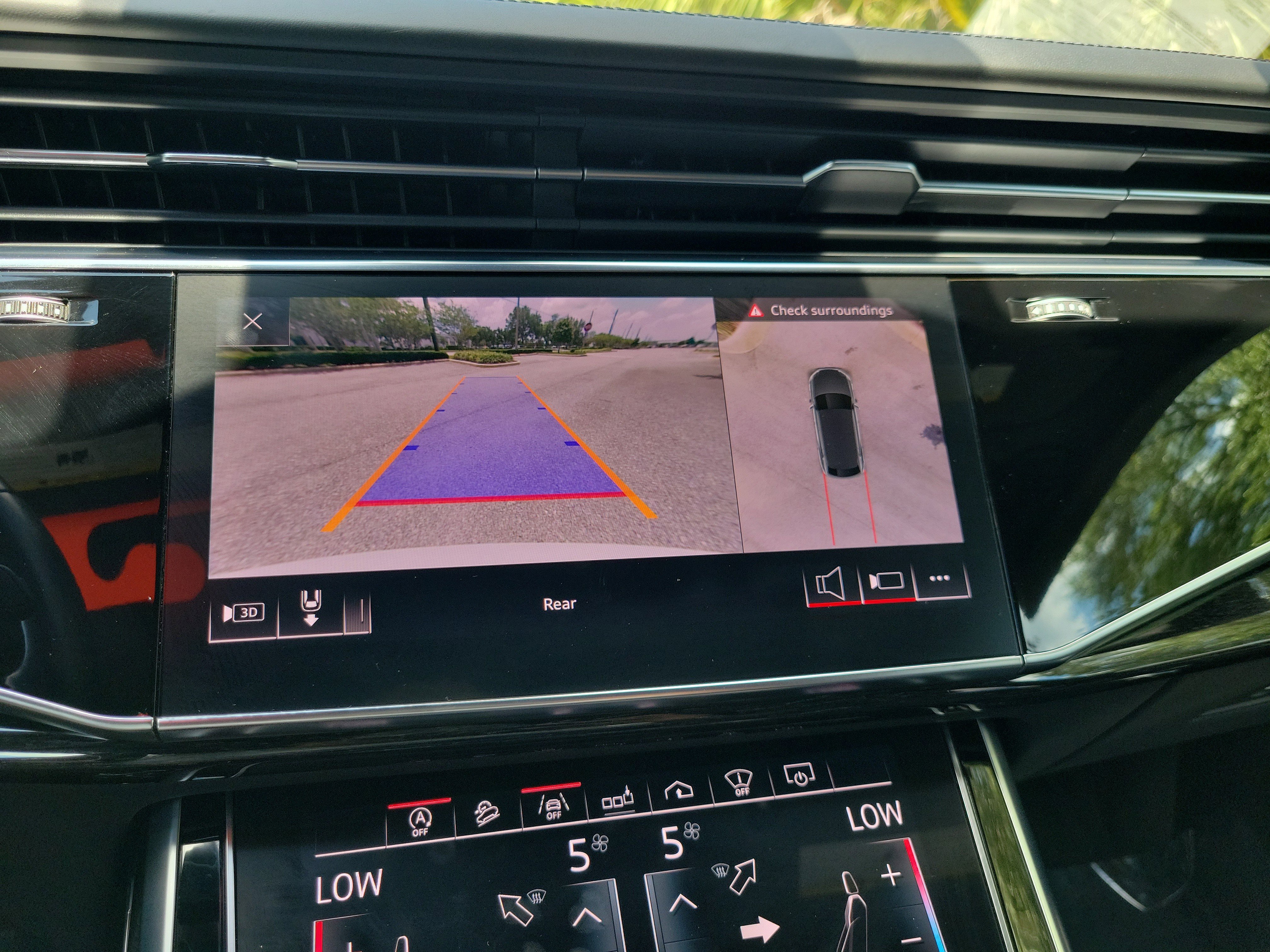 Used 2019 Audi Q8 Prestige w/ Luxury Package AWD/4WD image 20