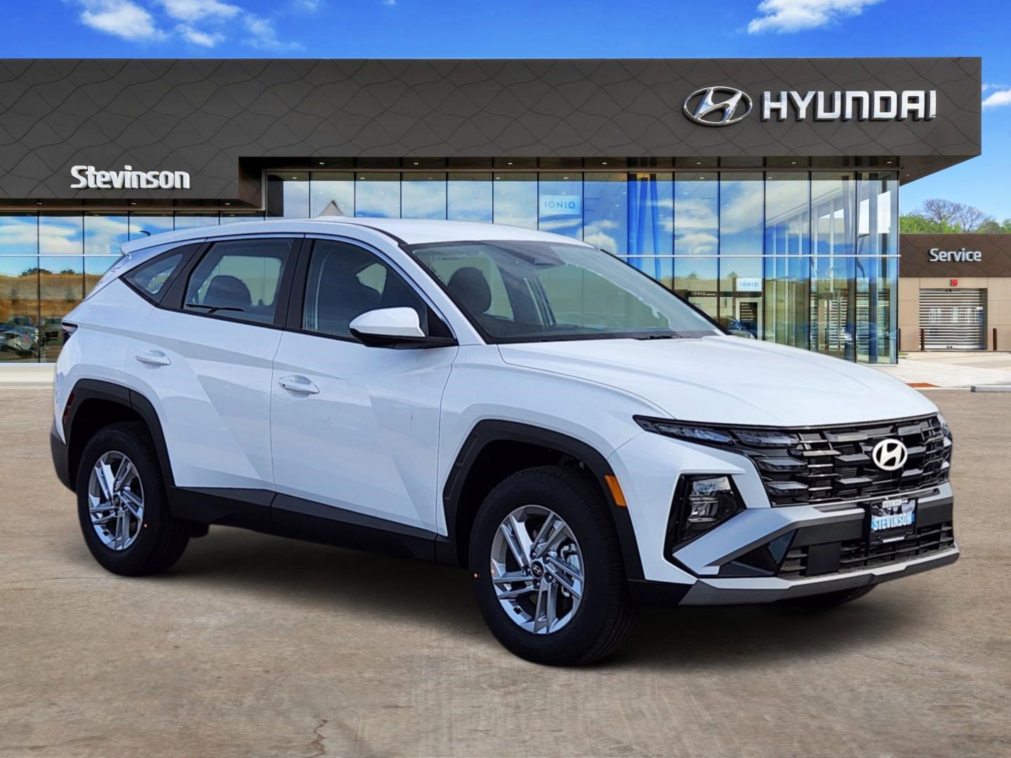 New 2026 Hyundai Tucson SE image 5