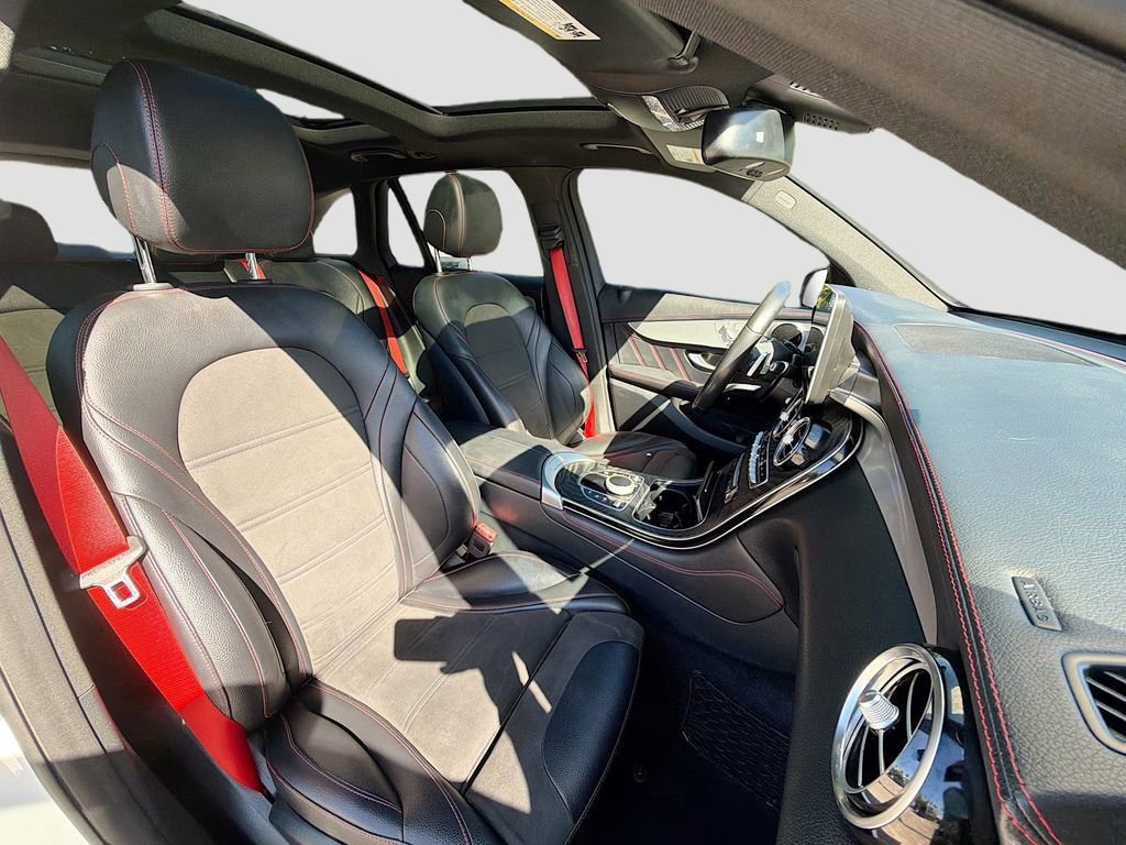 Used 2019 Mercedes-Benz GLC 43 AMG 4MATIC image 30