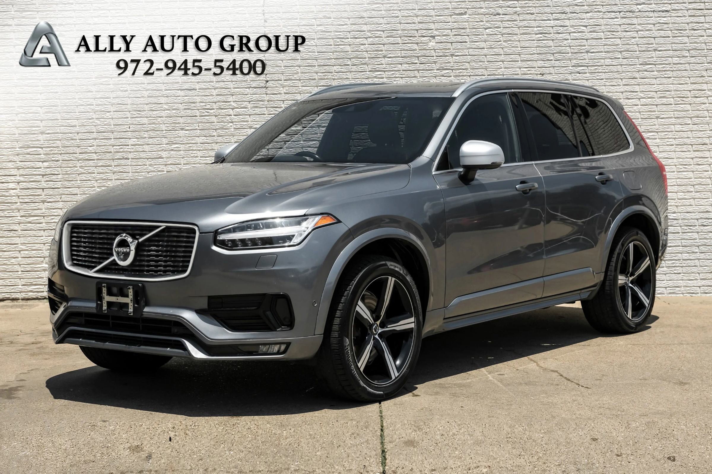 Used 2017 Volvo XC90 T5 R-Design w/ Vision Package