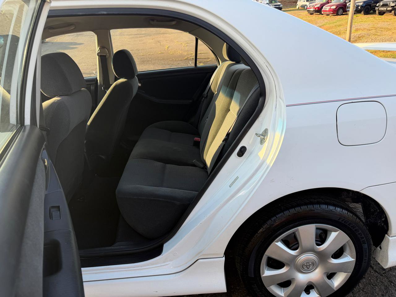 Used 2004 Toyota Corolla LE FWD image 14