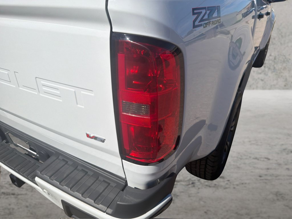Used 2022 Chevrolet Colorado Z71 AWD/4WD image 23