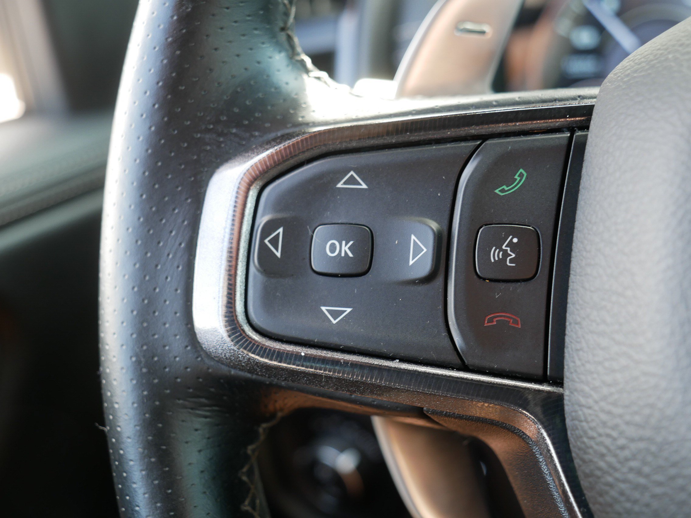 Used 2022 RAM 1500 Laramie w/ G/T Package AWD/4WD image 28