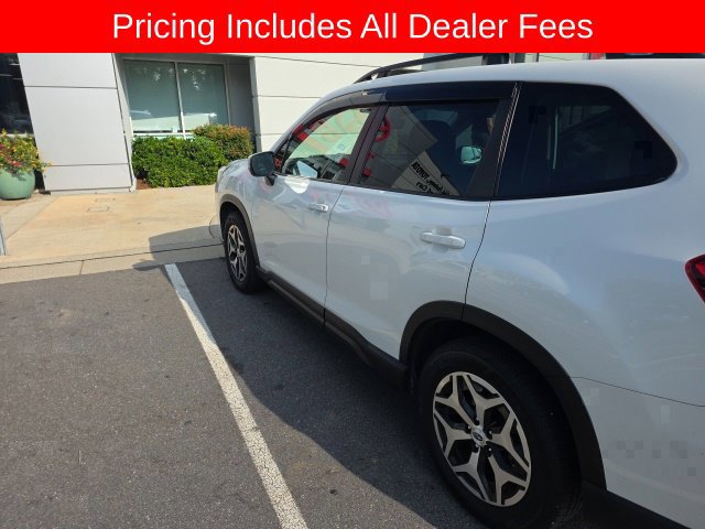 Used 2023 Subaru Forester Premium AWD/4WD image 18