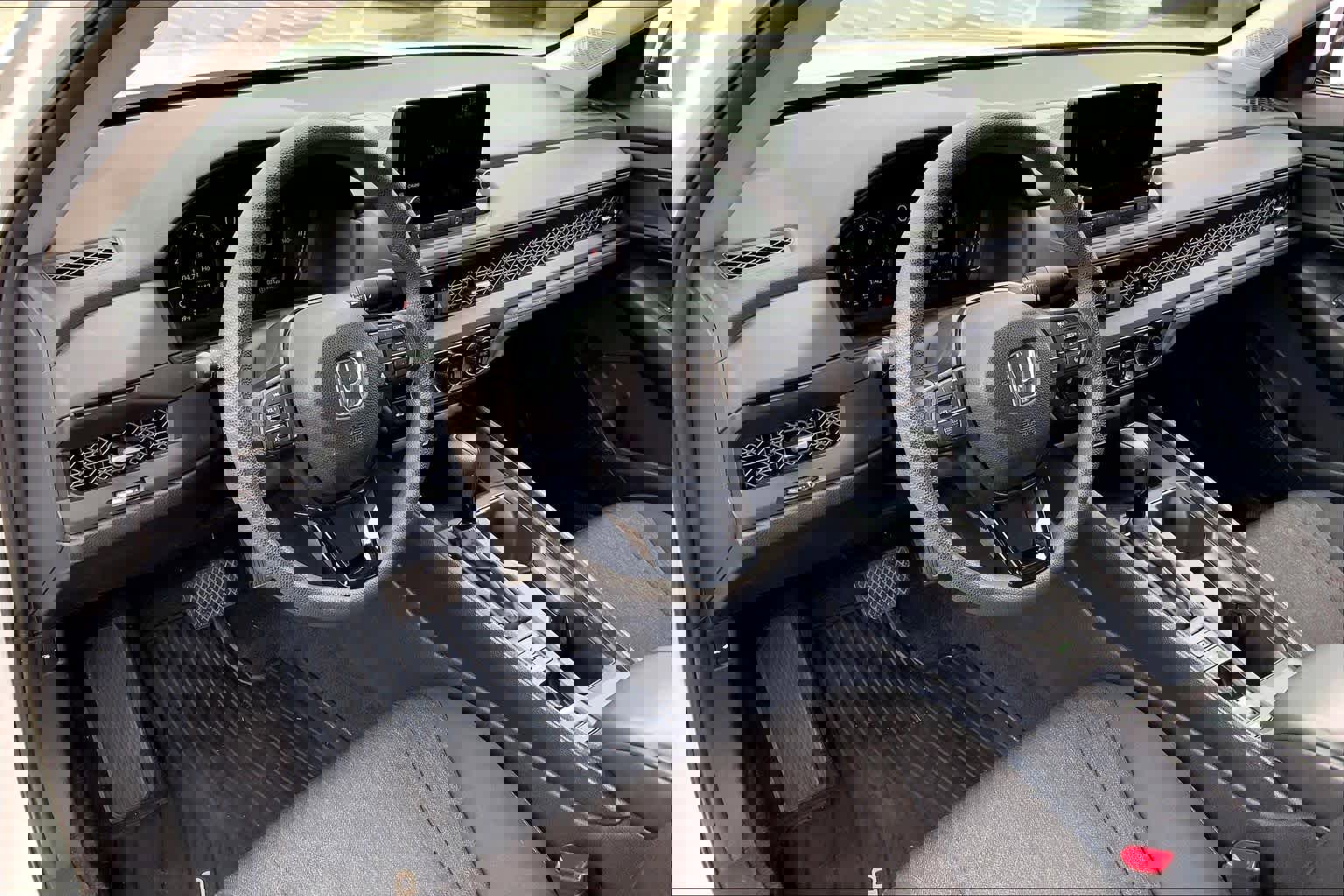 Used 2024 Honda Accord EX image 18