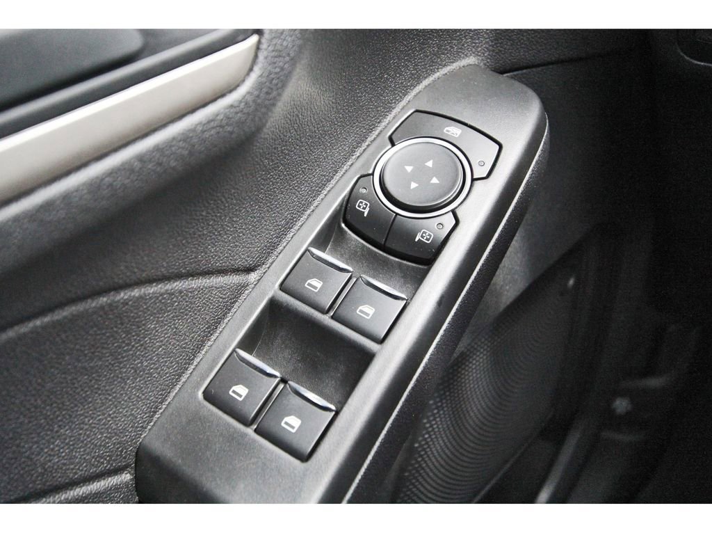 Certified 2022 Ford Escape SE w/ SE Sport Appearance Package image 21