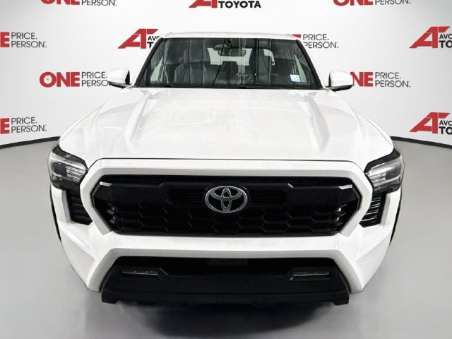 Used 2024 Toyota Tacoma TRD Off-Road AWD/4WD image 2